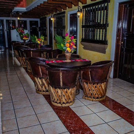 Hotel Casa Santa Lucia Antigua ภายนอก รูปภาพ