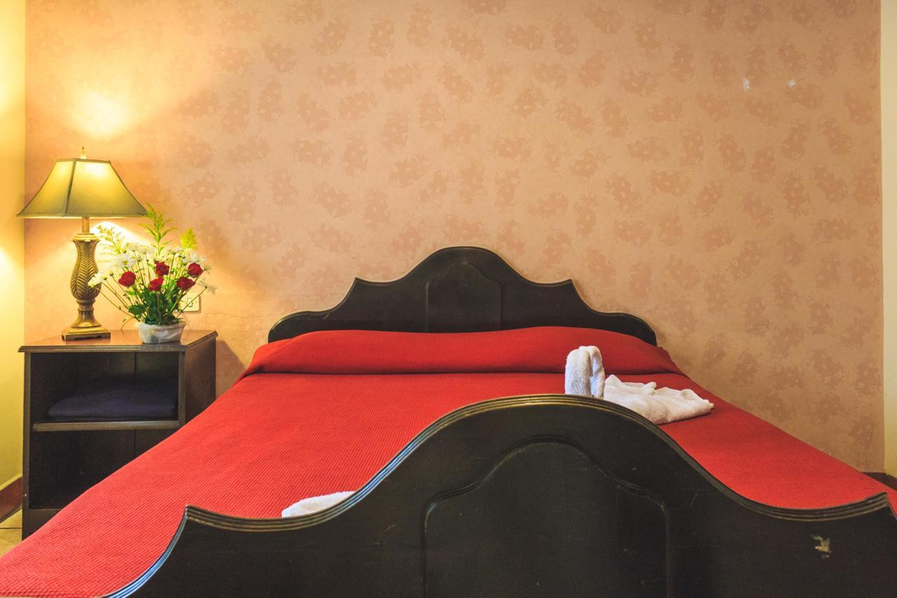 Hotel Casa Santa Lucia Antigua ภายนอก รูปภาพ