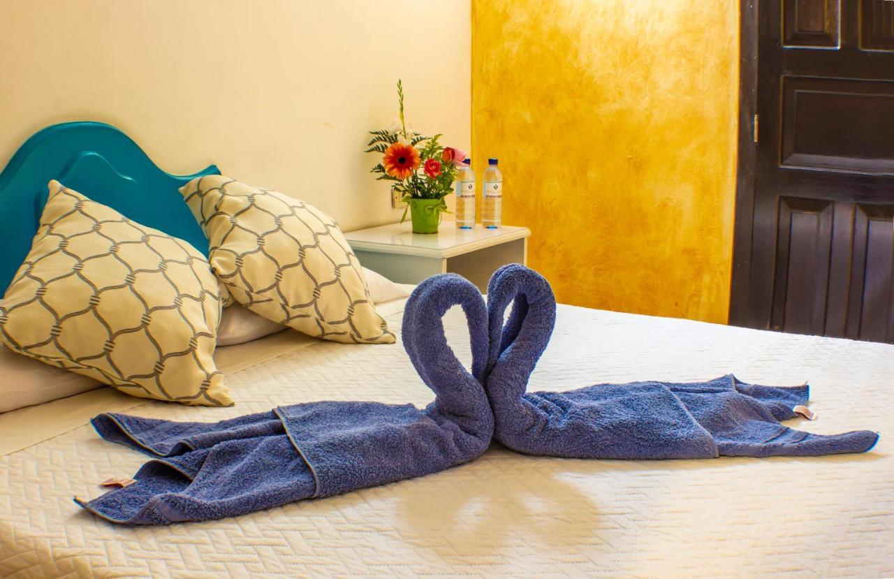 Hotel Casa Santa Lucia Antigua ภายนอก รูปภาพ